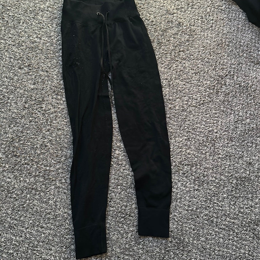 Victoria Secret's PINK small black leggings